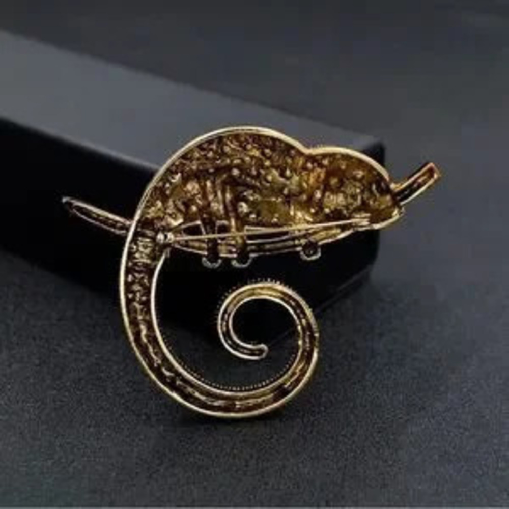 Cute?Chameleon Brooch Pin With Rhinestones - Picture 4 of 4